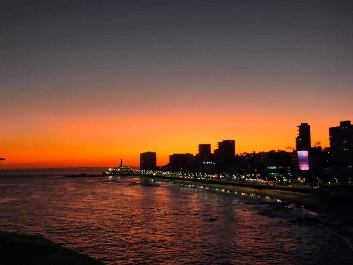 Smart Farol Da Barra - Vista Mar Com Varanda Arejada Apartman Salvador Kültér fotó